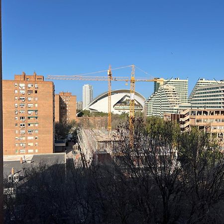 Ferienwohnung Piso Completo Cerca De Artes Y Ciencias Valencia Exterior foto